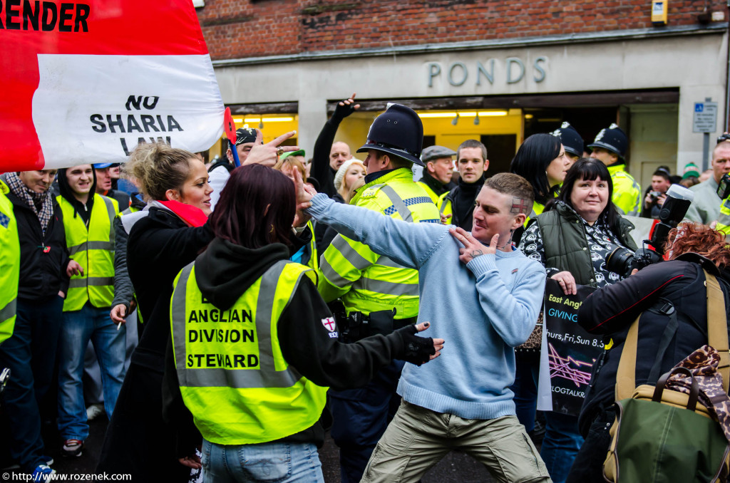 2012.11.10 - English Defence League - Protest in Norwich - 51