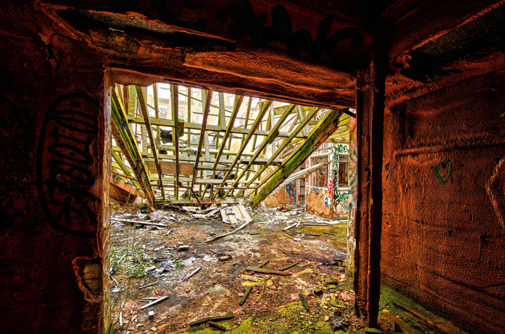 2013.03.23 - Abandoned Farm in Norwich - HDR-13