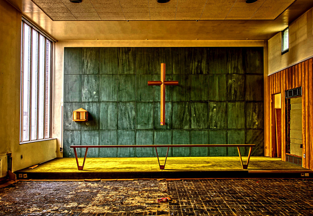 2013.05.28 - Peterborough Abandoned Hospital - HDR-23