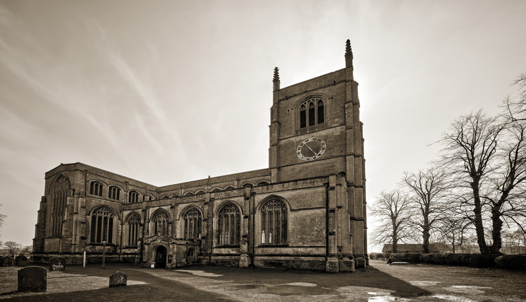 2014.03.29 - Holy Trinity Collegiate Church in Tattershall - HDR-04